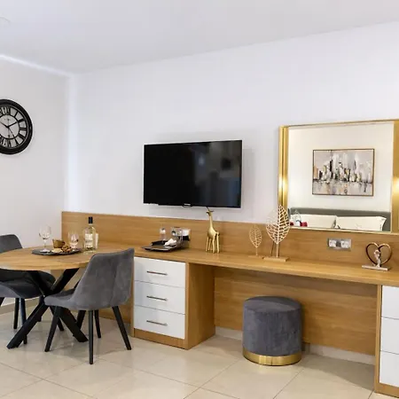 Διαμέρισμα Prime Location! - 400m From The Πάφος
